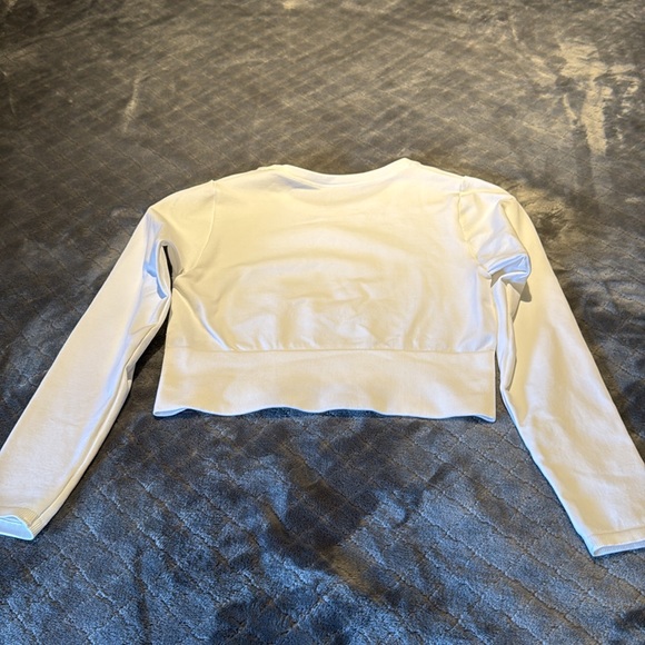 Aerie white long sleeve crop top - Picture 3 of 3